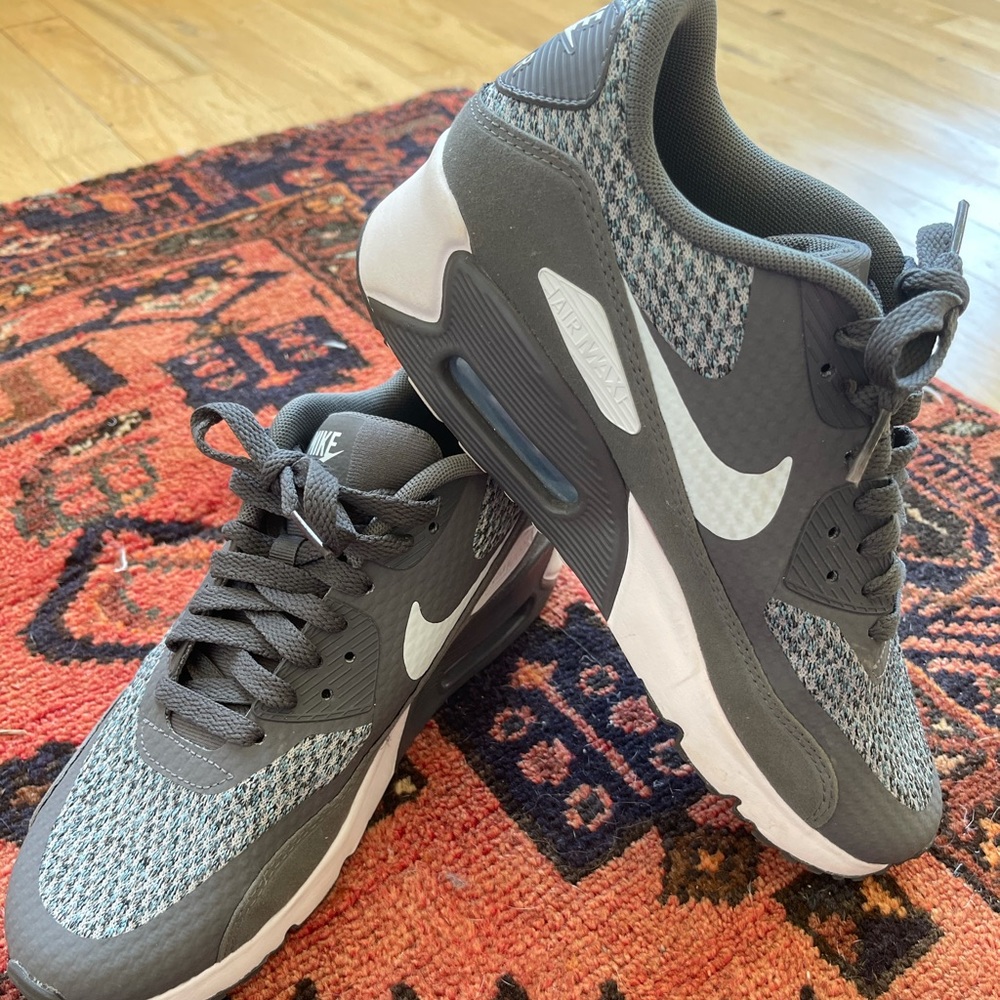 Nike Air Sneakers